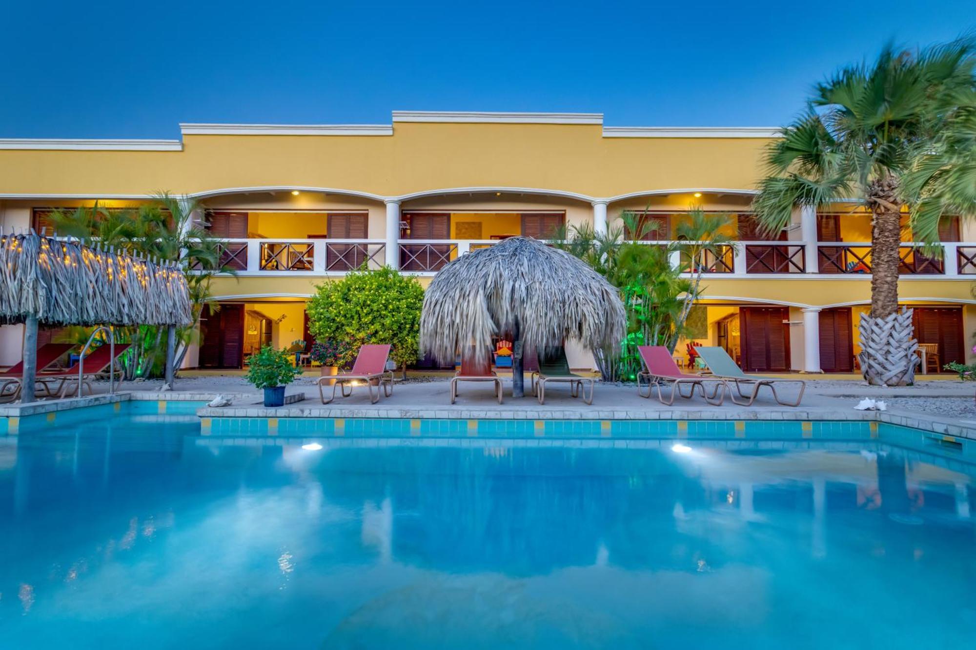 Djambo (Adults Only) Apartment Kralendijk  Exterior photo